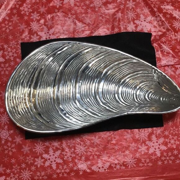 Gorgeous vintage hard to find large muscle shell bowl by Arthur Court - Picture 1 of 5